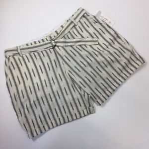 JUST LIVING Women's Shorts Size XL NEW